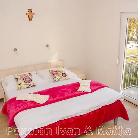 לינה וארוחת בוקר Pansion Matija Međugorje